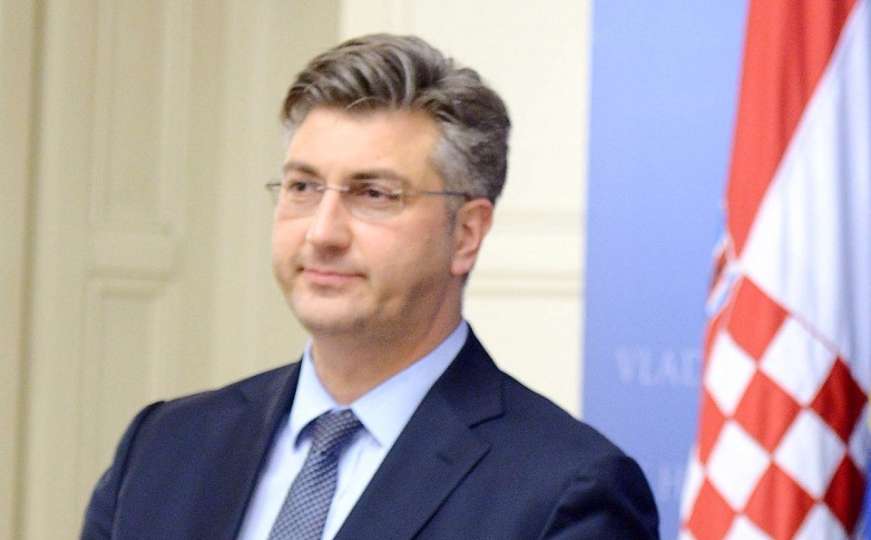 Plenković u Makarskoj: Striktna sistemska kontrola granica je neodrživa