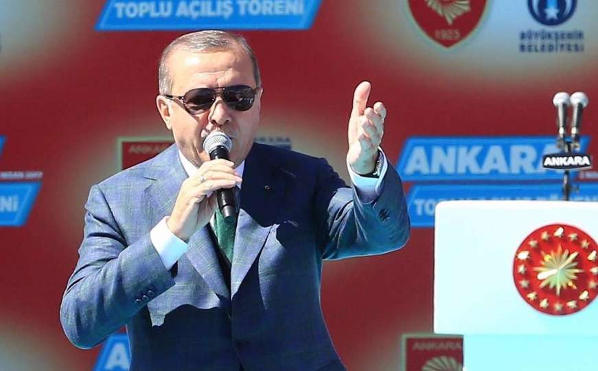 Erdogan čestitao pobjedu na referendumu u Turskoj
