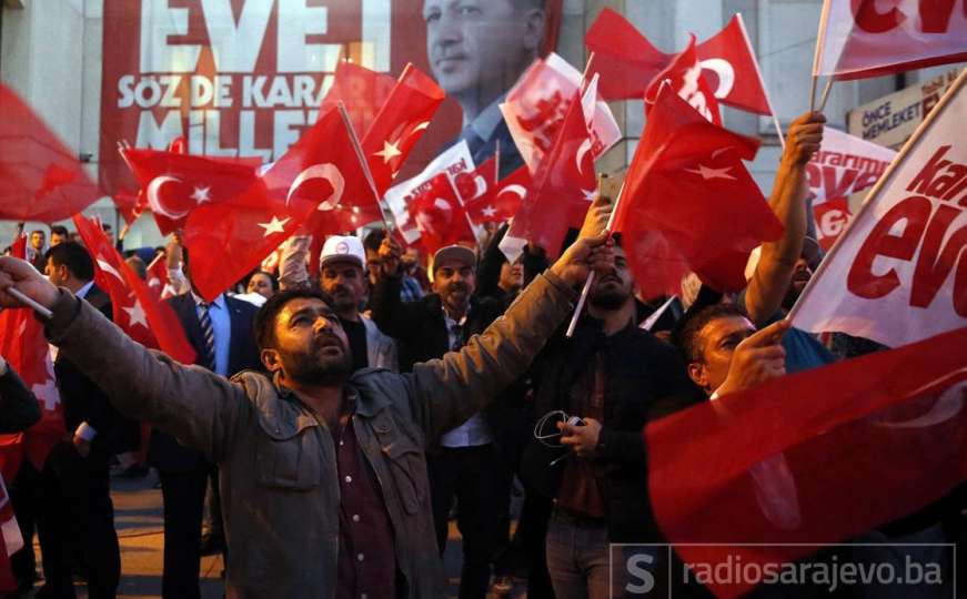 Washington ne želi još uvijek komentirati referendum u Turskoj