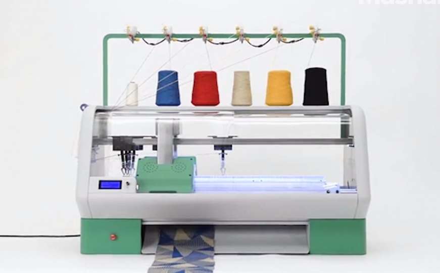 Pletenje se vraća u modu: Oduševit će vas mašina koja "printa" odjeću
