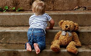 Američka ambasada: Beba pozvana na ispitivanje o terorizmu