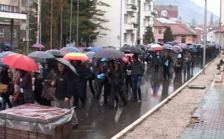 Protesti više od 3.000 radnika Alumine, Boksita i rudnika Srebrenica