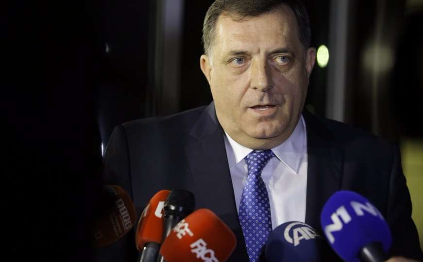 Dodik: Ne pada mi na pamet da spašavamo Izetbegovića i SDA