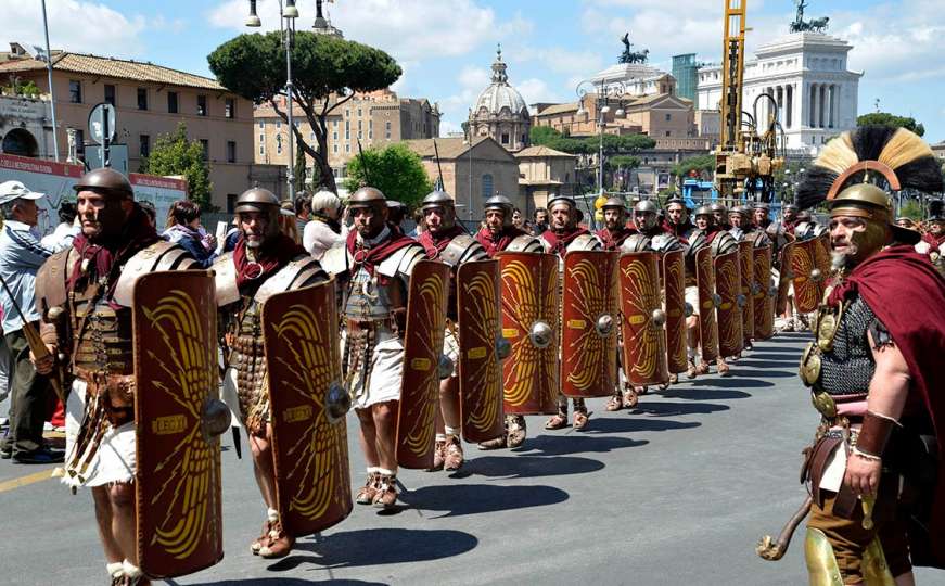 Spektakularna parada oživjela duh starog Rima