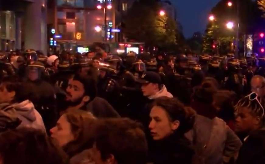 Sukobi demonstranata i policije u Parizu nakon preliminarnih rezultata