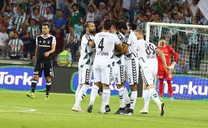 Riad Bajić rame uz rame s Loveom i Tosunom, Eto'o, Webo i Sow zaostaju 