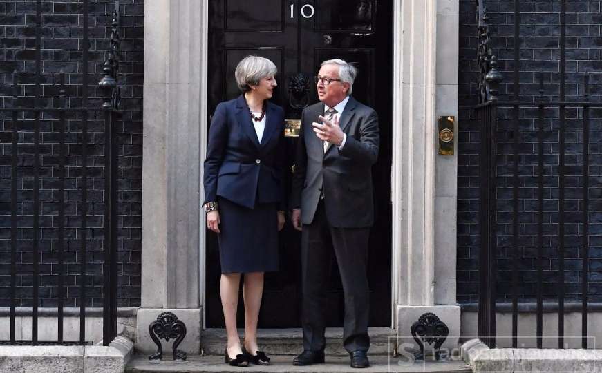 Juncker i May imali konstruktivan razgovor o Brexitu