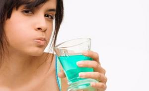 Šta sve možete uraditi s vodom za ispiranje usta