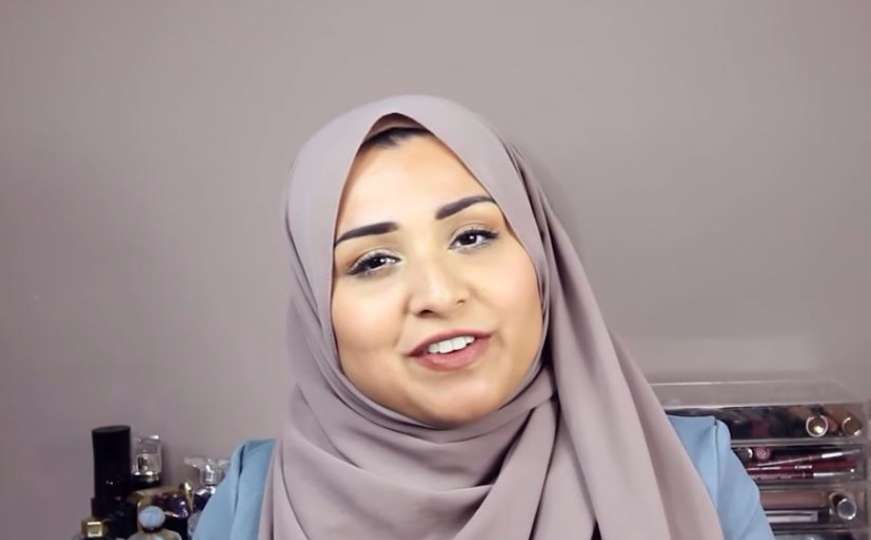 Vlogerica s hidžabom: Ne sudite mi zbog marame, stavite je i vi na 15 minuta