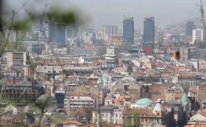 Vrijeme danas umjereno oblačno, ponegdje s kišom 