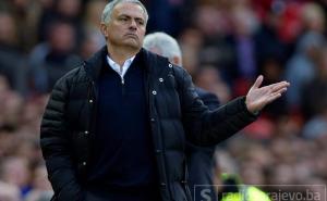 Mourinho želi "zatvoriti krug" Unitedovih trofeja i osvojiti Ligu Europe