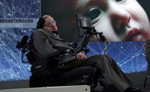 Stephen Hawking: U narednih sto godina moramo se preseliti na drugu planetu