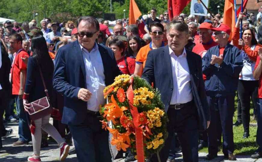 Čelnici DF-a i SDP-a, Komšić i NIkšić, odali poštu poginulim partizanima 