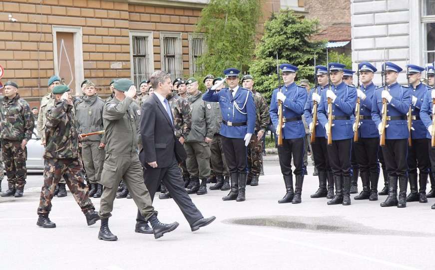 Dan Europe obilježen u Sarajevu: Vojna parada i zastave zemalja učesnica EUFOR-a