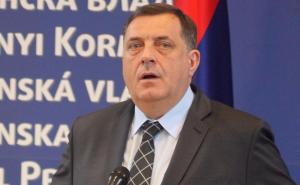 Dodik: RS zbog neusvajanja akciza ne pada na koljena