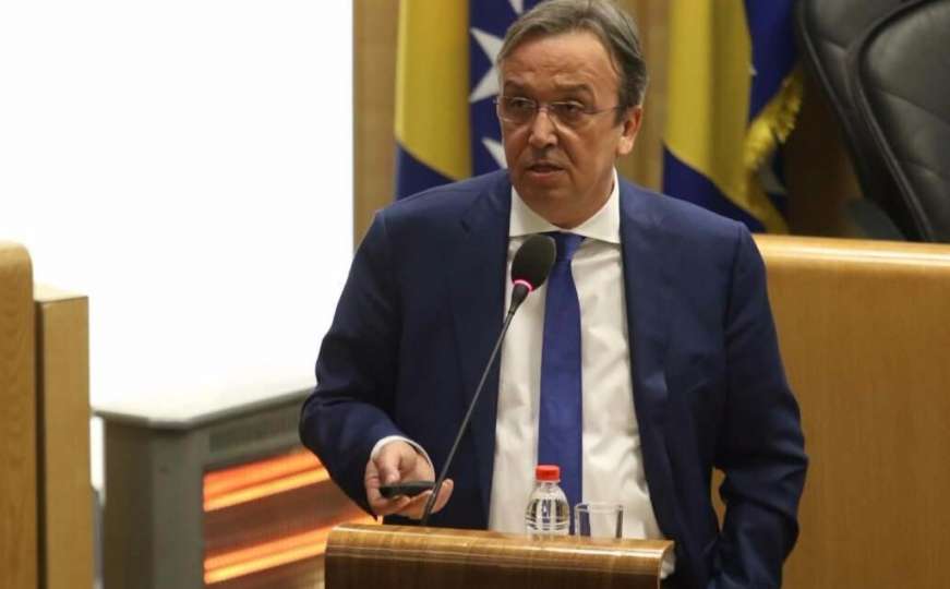 Adnan Terzić imenovan na puni mandat od četiri godine