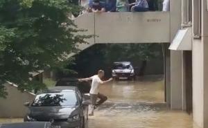 Poplava u Splitu: Automobili pod vodom