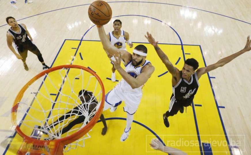 Warriorsi ponovo pregazili Spurse: Curry i društvo uspješni kod kuće