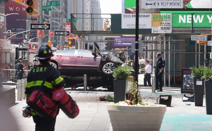 New York: Automobilom se zabio u grupu pješaka