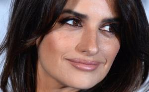 Izazov dostojan njenog talenta: Penelope Cruz kao Donatella Versace