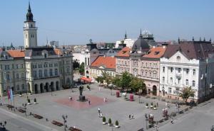 Rekli ne narodnjacima: Klasična muzika na svim javnim mjestima