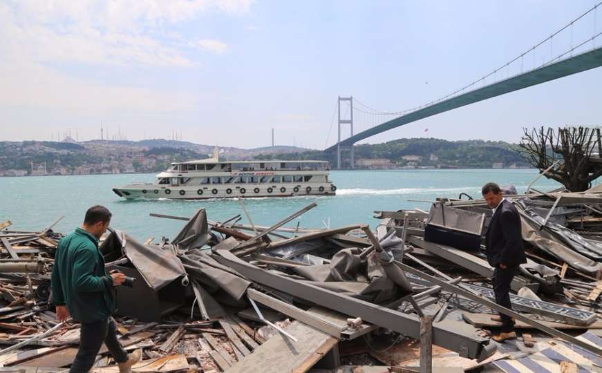 Istanbulski klub Reina srušen do temelja