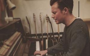 Taylor James Eary - Moving On