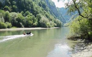 Jaka vodena struja otežava potragu za nestalim mladićima u Vrbasu