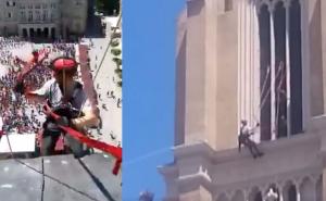 Alpinist zaigrao užičko kolo na fasadi novosadske Katedrale