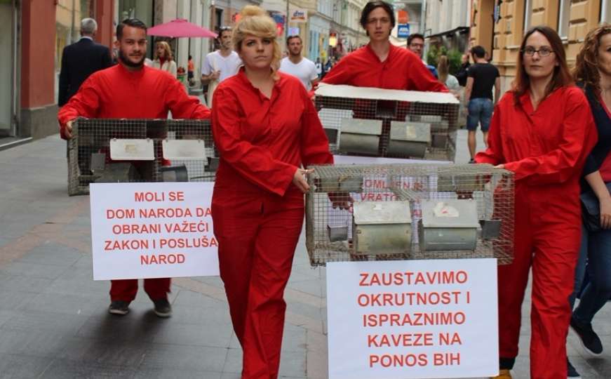 Aktivisti u centru Sarajeva: Ispraznimo kaveze i poštujmo Zakon