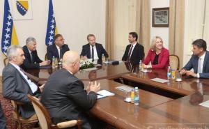 U Predsjedništvu BIH počeo sastanak s čelnicima entiteta 