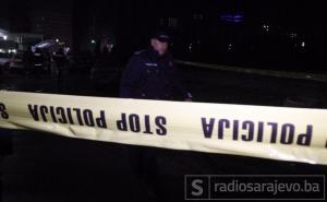 Užas u Cazinu: Ušao u kuću i pronašao suprugu prostrijeljenu u glavu