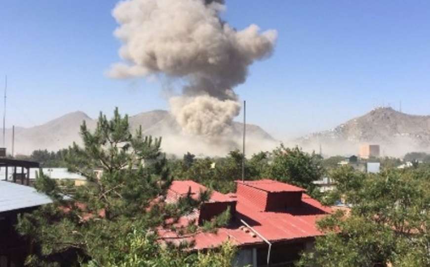 Snažna eksplozija potresla Kabul, 67 osoba ranjeno