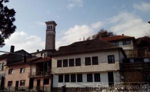 Danas sunčano, poslijepodne pljuskovi i grmljavina