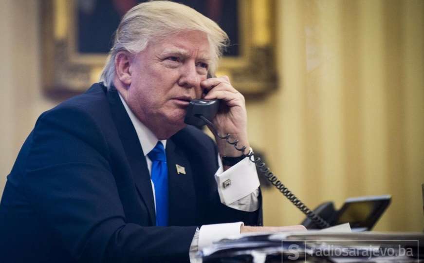 Trump dao privatni broj mobitela liderima, eskperti upozorili na opasnost