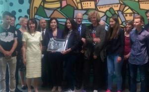 Strani ambasadori srednjoškolcima odali priznanje za borbu protiv podjela