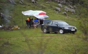 Na niskom nivou svijest o okolišu, izletišta poslije vikenda kao deponije