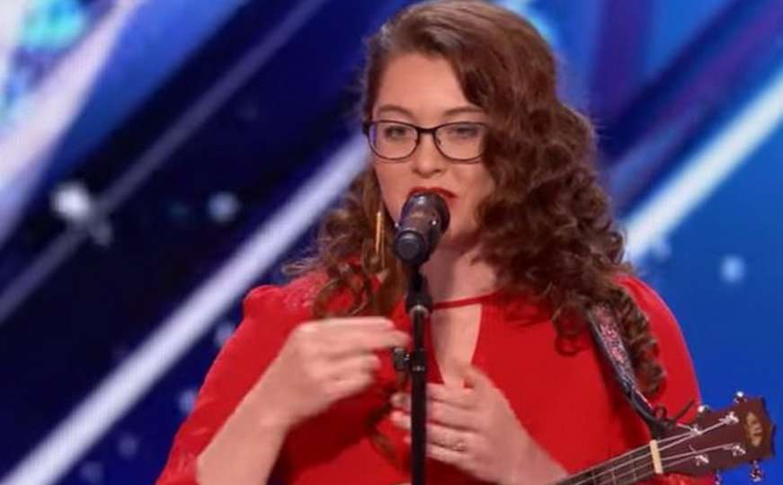 Gluha djevojka zapjevala pred žirijem showa "America's Got Talent