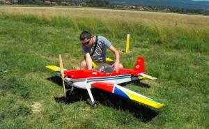 Od hobija do biznisa: Profesor iz Prijedora kolekcionar skupih letjelica