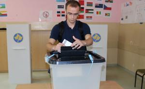 Počelo glasanje za prijevremene parlamentarne izbore na Kosovu 