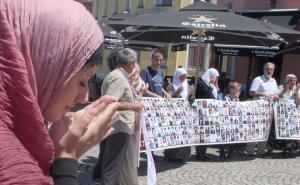 Žene Srebrenice: 'Pravda nama, kazna zločincima' i 'Tražimo naše nestale'