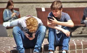 Muratbegović: Djecu i školski sistem potrebno educirati o digitalnoj tehnologiji