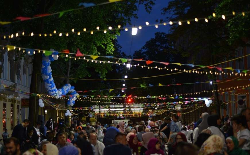Iftar na ulicama Beča: Ramazan je okupio cijeli komšiluk