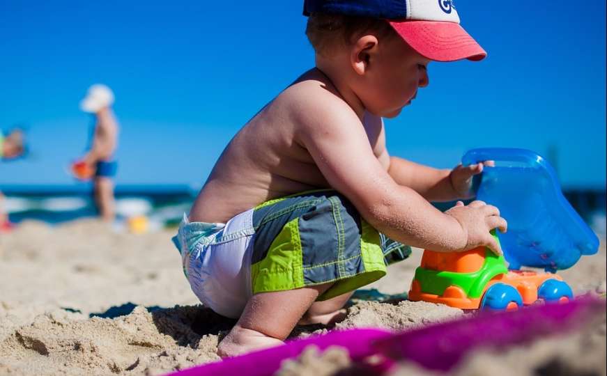 Na more s djecom: Sva pravila za što bezbrižnije ljetovanje