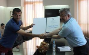 Priznanje Stefanu Maletiću koji je spasio dječaka od utapanja