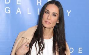 Demi Moore ostala bez dva prednja zuba