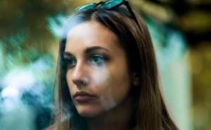 CLOVES - California Numb