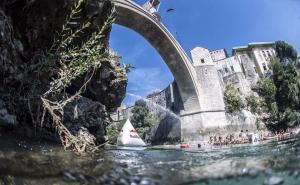 Kreće Red Bull Cliff Diving karavana: Svjetska atrakcija po treći put i u Mostaru