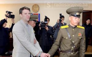 Preminuo američki student koji se nedavno vratio iz zatvora u Sjevernoj Koreji