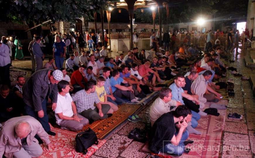 Muslimani večeras obilježavaju Lejletul-kadr, noć vredniju od 1.000 mjeseci